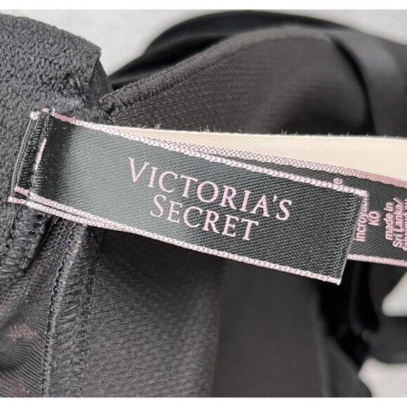 NWT Victoria's Secret Animal Print Black Knockout Front Close Sport Bra Sz 32B - Picture 4 of 5